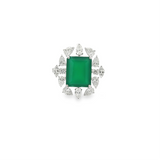 Elegant Emerald & Diamond Ring