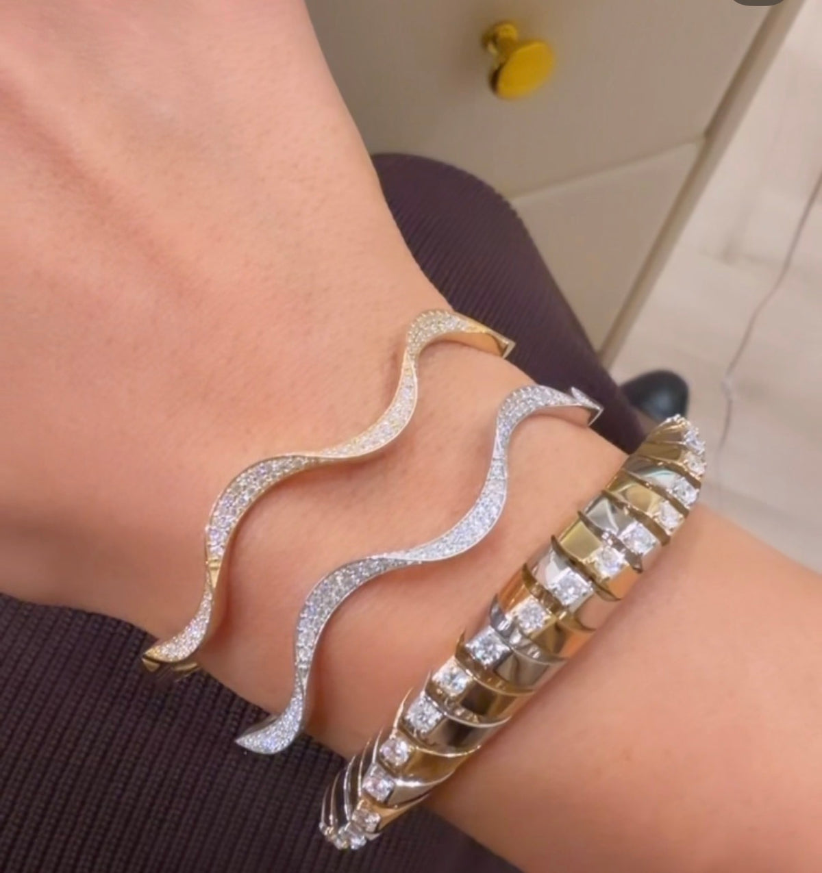 Diamond Wavy Flex Bangle